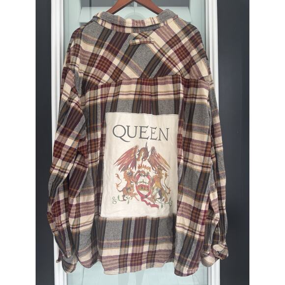 Upcycled Men’s 4X Flannel Shirt Shacket Boho Artsy Festival Queen Band Tee - Picture 1 of 5